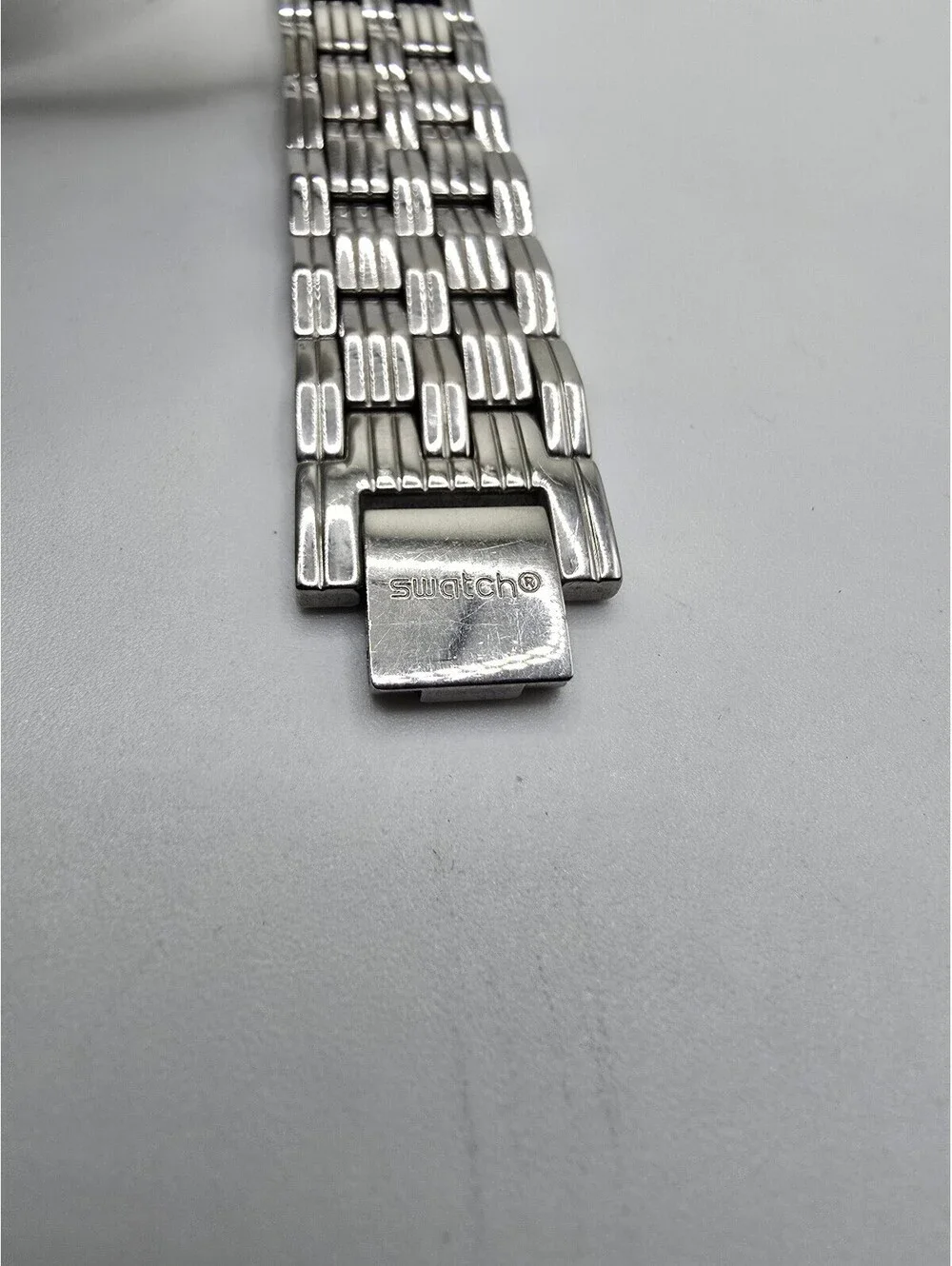 Swatch Irony Signoralia Women’s Quartz Analog Watch Silver Dial Stainless Steel